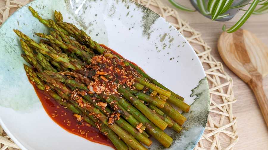 01 korean asparagus